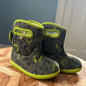 Baby Bogs II Rain Boots Size 7 Dinosaur Print
